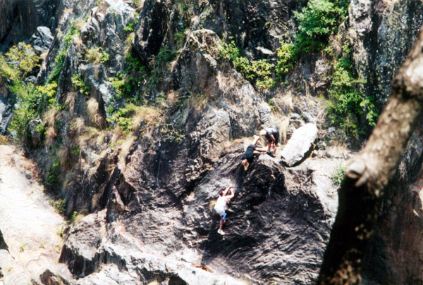 053-1-cairns-portdouglas.jpg
